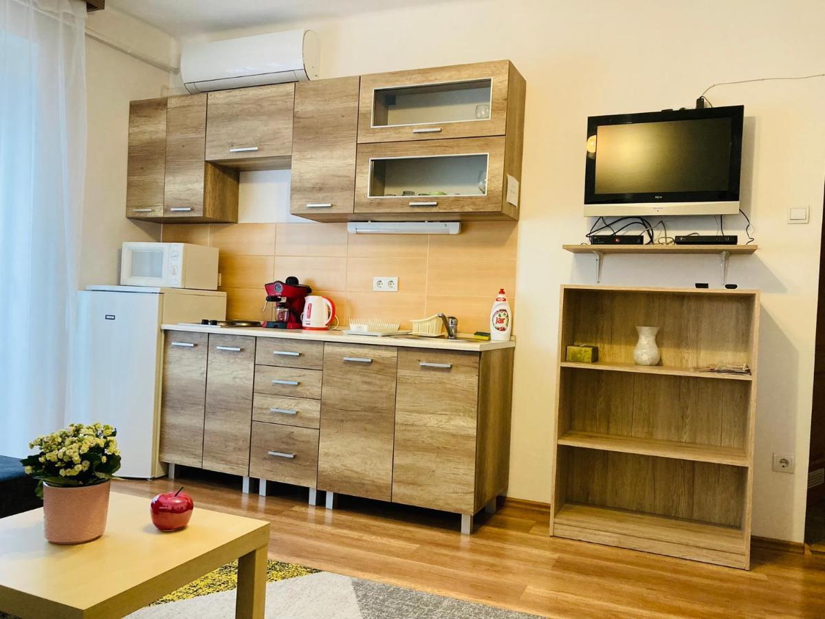 Origo Apartman エゲル エクステリア 写真
