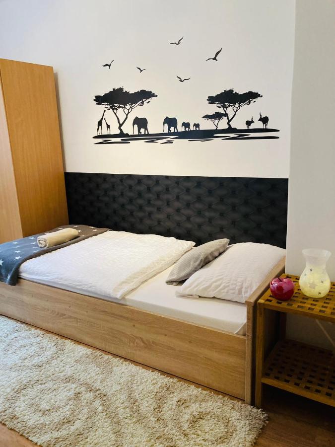 Origo Apartman エゲル エクステリア 写真