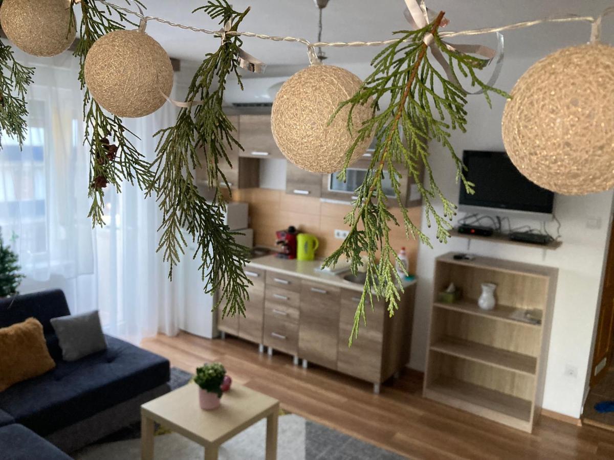 Origo Apartman エゲル エクステリア 写真