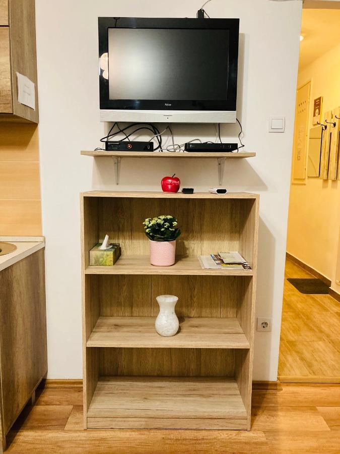 Origo Apartman エゲル エクステリア 写真