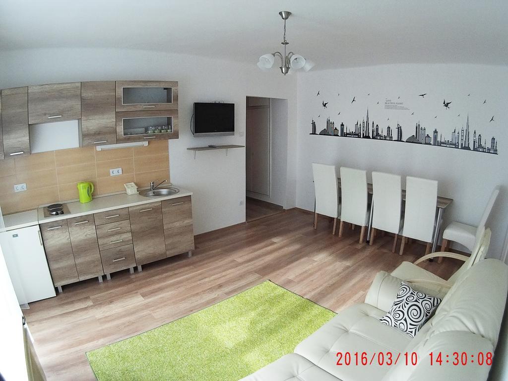 Origo Apartman エゲル エクステリア 写真